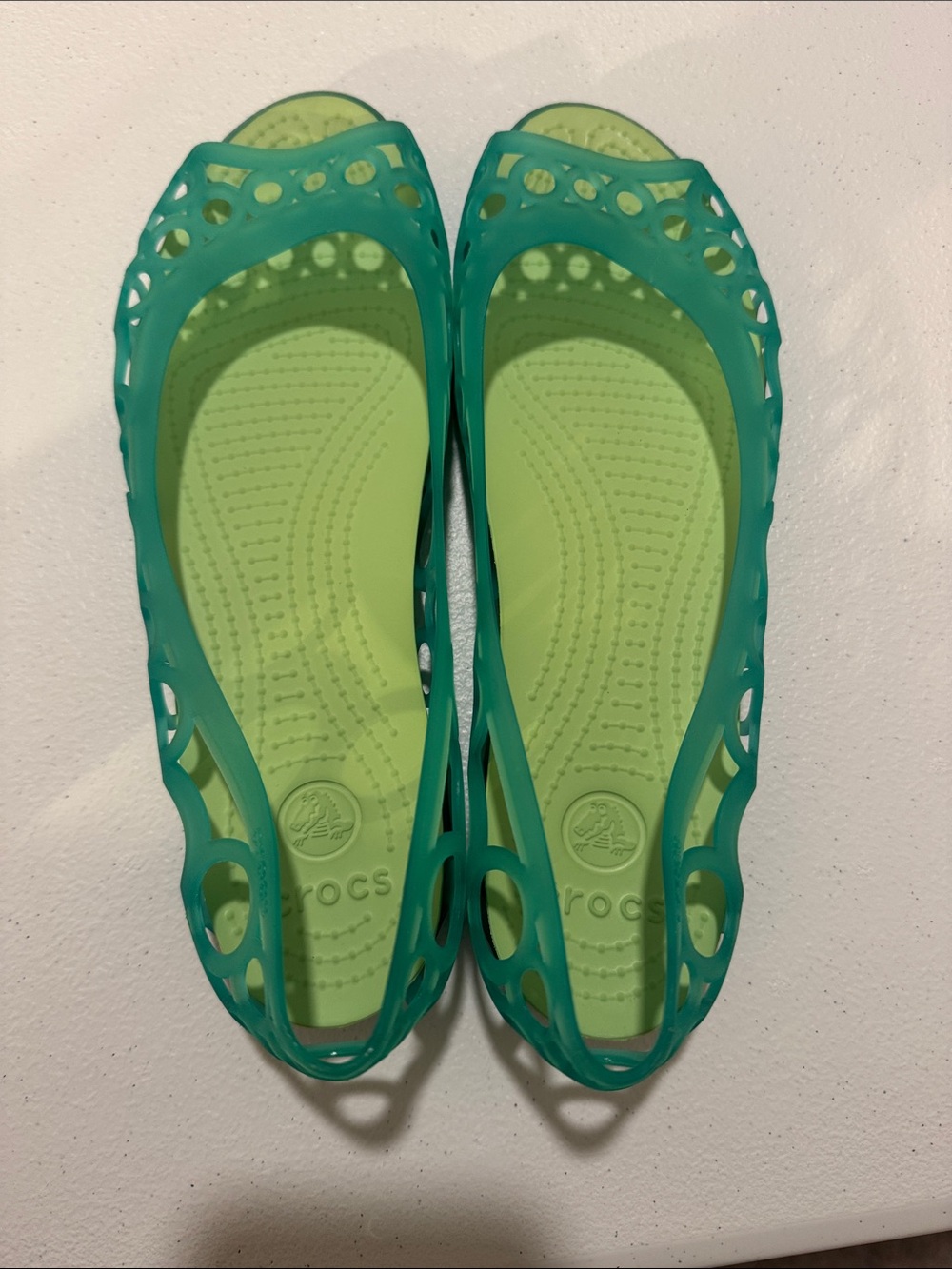 Crocs Adrina Flat Teal Cutout flats sandal